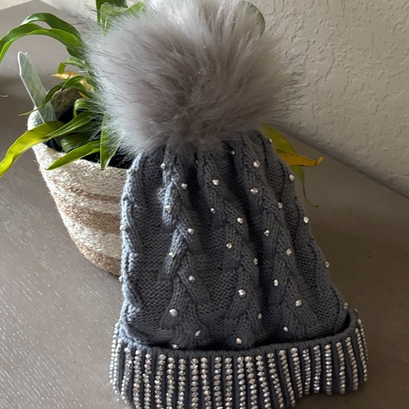 Accessories - Gray Knit Beanie with Pom Pom and Rhinestones